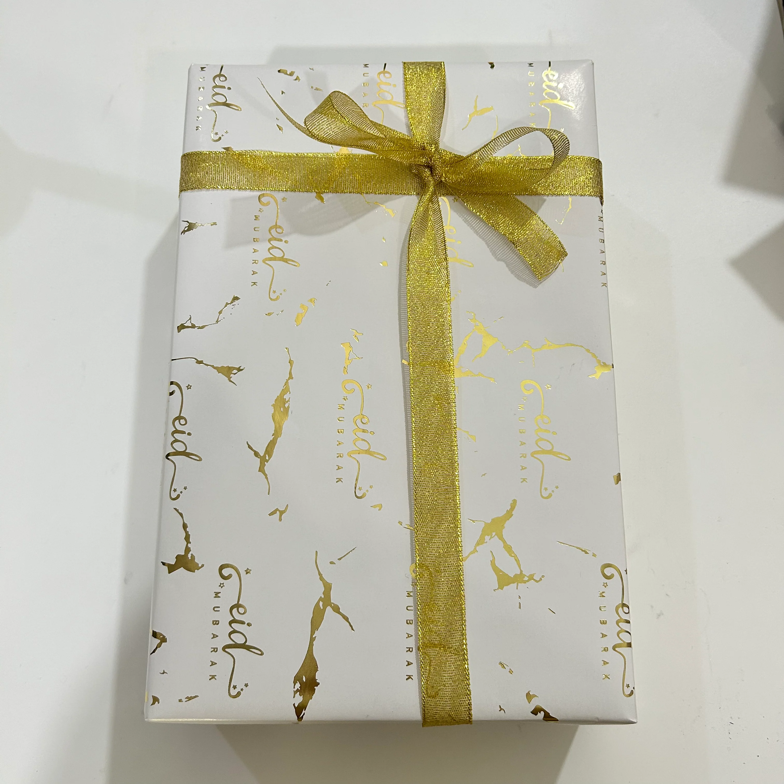 Eid Mubarak Gift Wrap Sheet - White & Gold Marble - Image 3