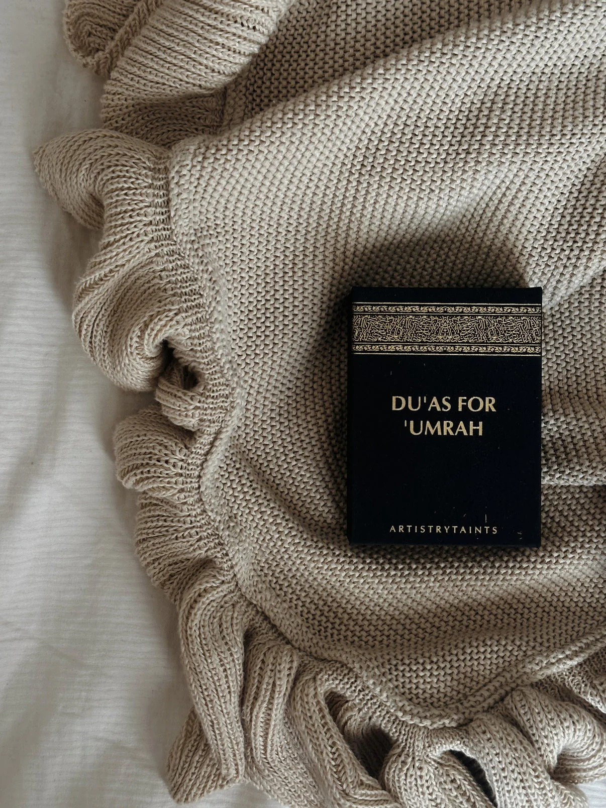 Umrah Dua & Guide Cards with Lanyard and Ring - Artistry Taints - Image 2