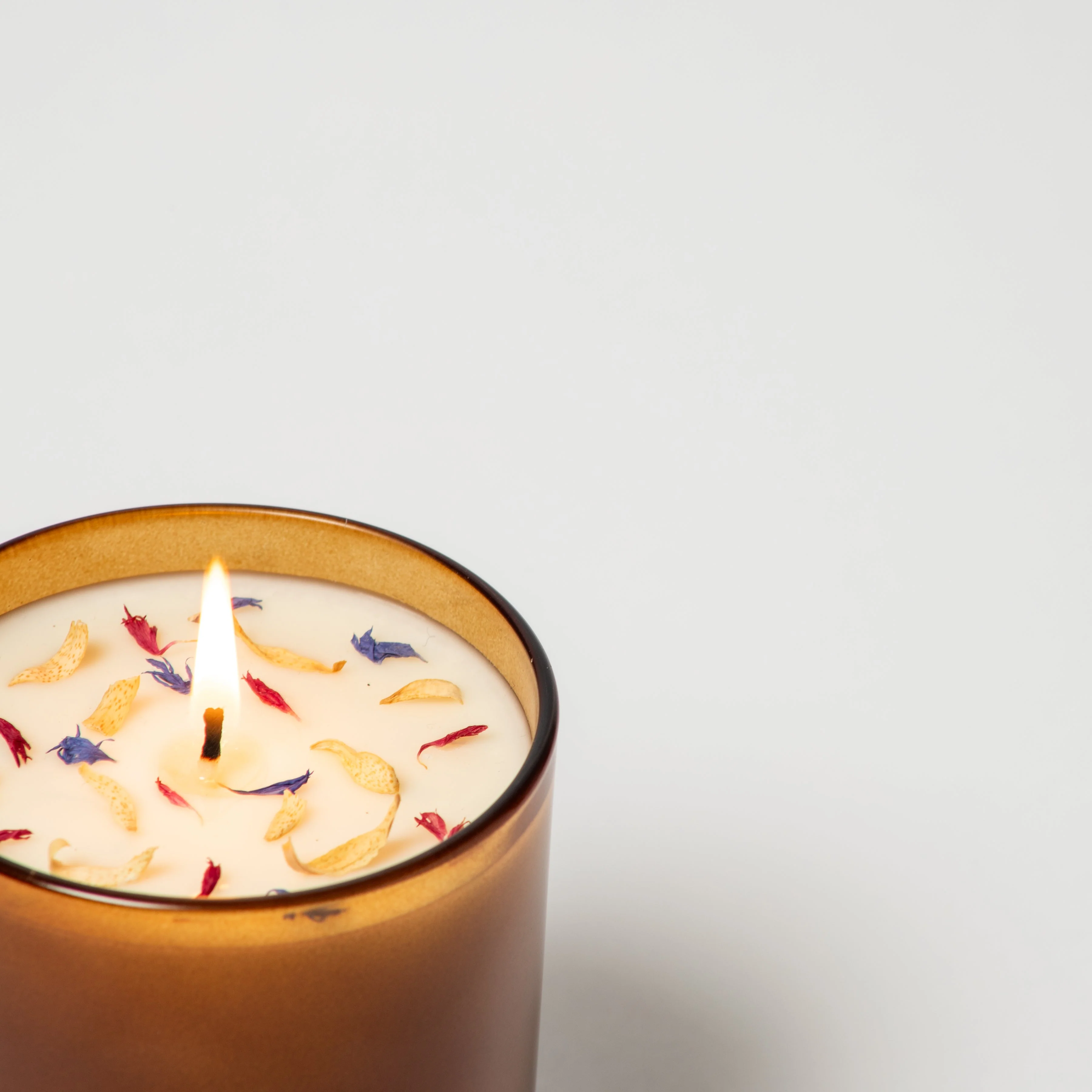 Hummingbird - Essential Oil Glass Candle | Lemon, Mandarin & Geranium | Shifa Aromas - Image 3