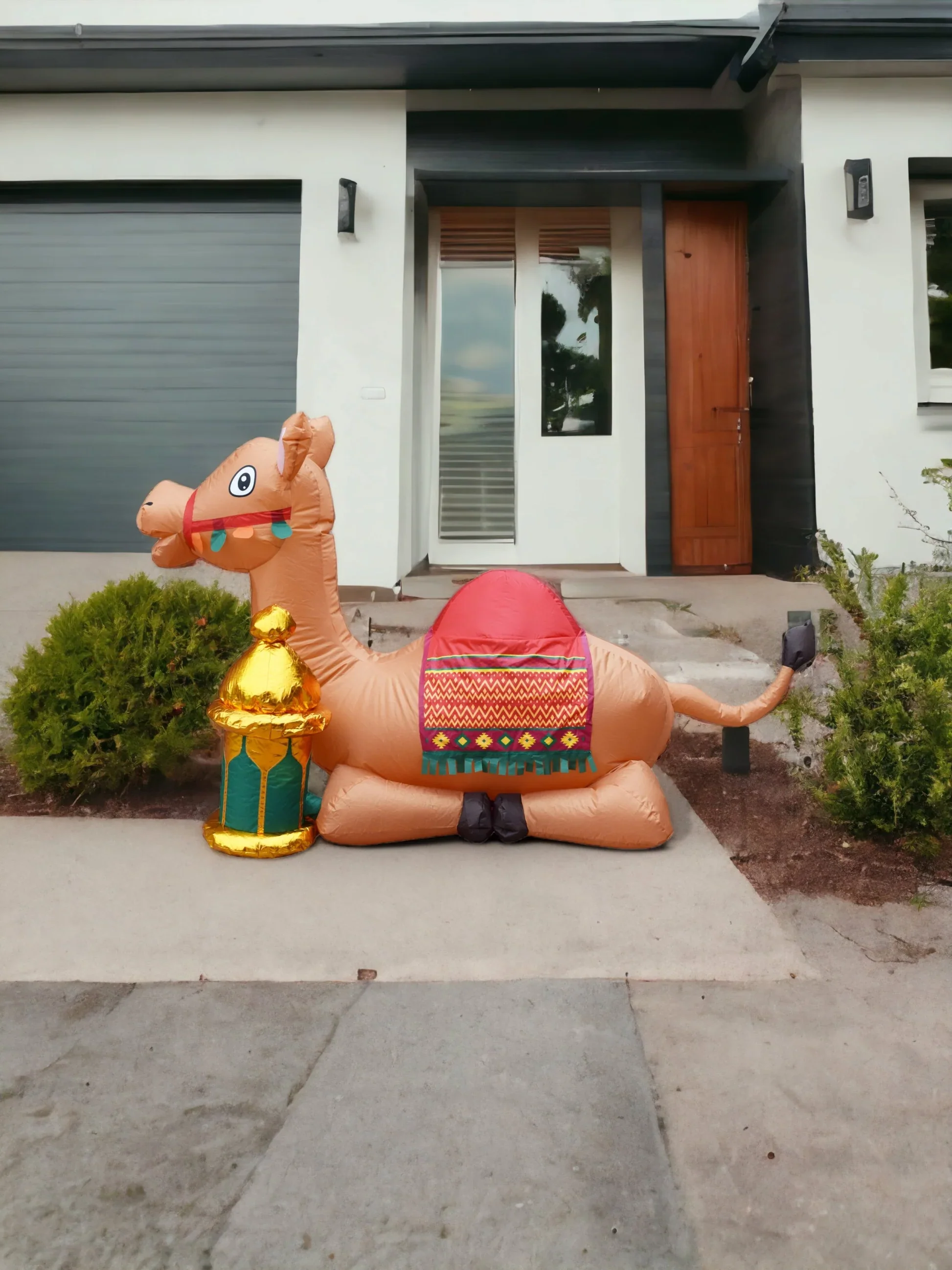 'Jamal' The Camel Inflatable - Image 7