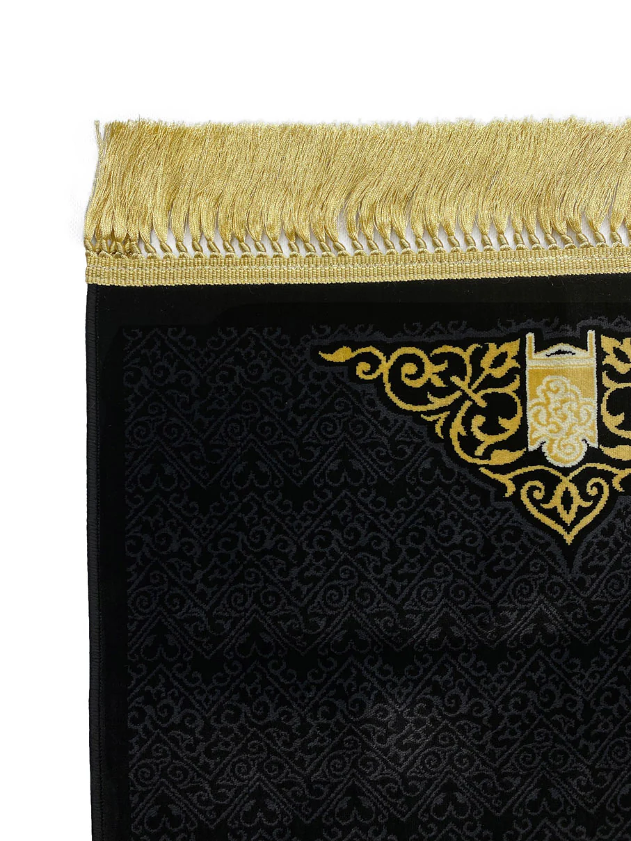 Royal Kaaba Kiswa – Salah Mat - Image 9