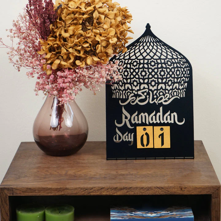 Matte Black & Gold Ramadan Kareem Metal Lantern Countdown