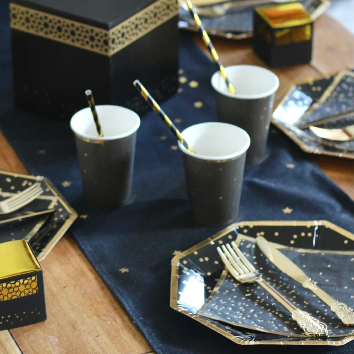 Party In A Box – Umrah – Black & Gold - Image 3