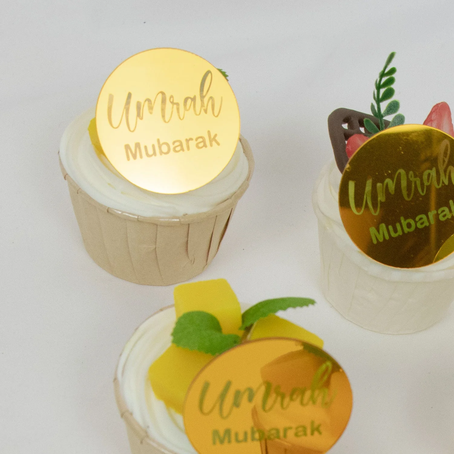 Umrah Mubarak Acrylic Cupcake Toppers – Gold Finish - Image 3